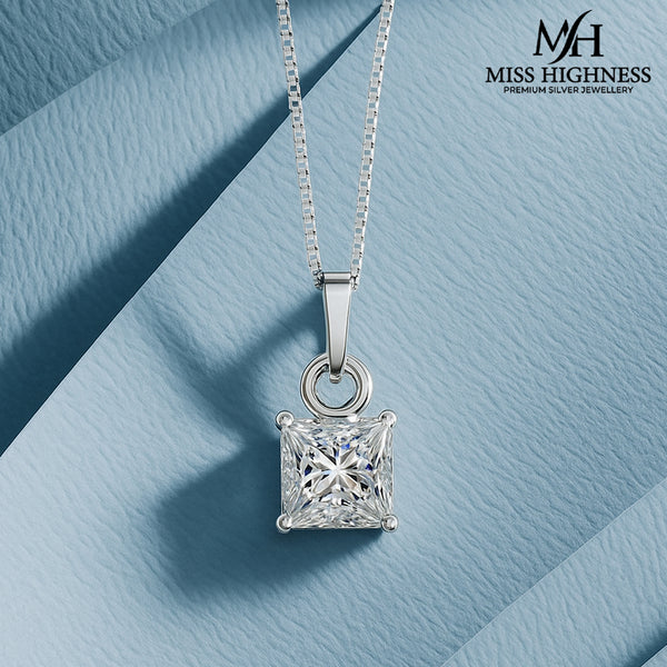 925 Sterling Silver Solitaire Pendant with pure Silver Link Chain