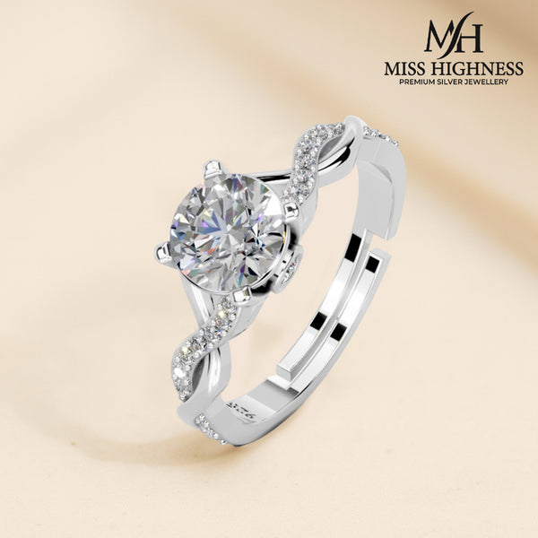 Miss Highness 925 Sterling Silver Solitaire Engagement Ring for Women