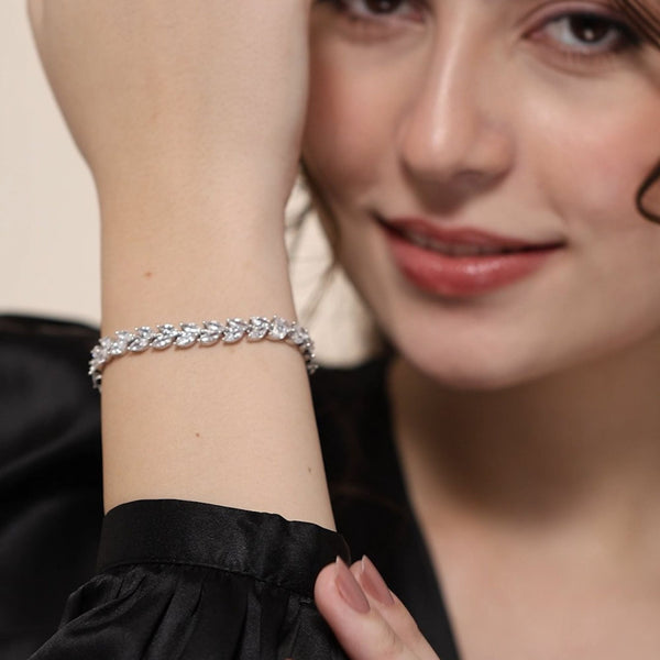 Miss Highness 925 Silver Adjustable Bracelet For Women