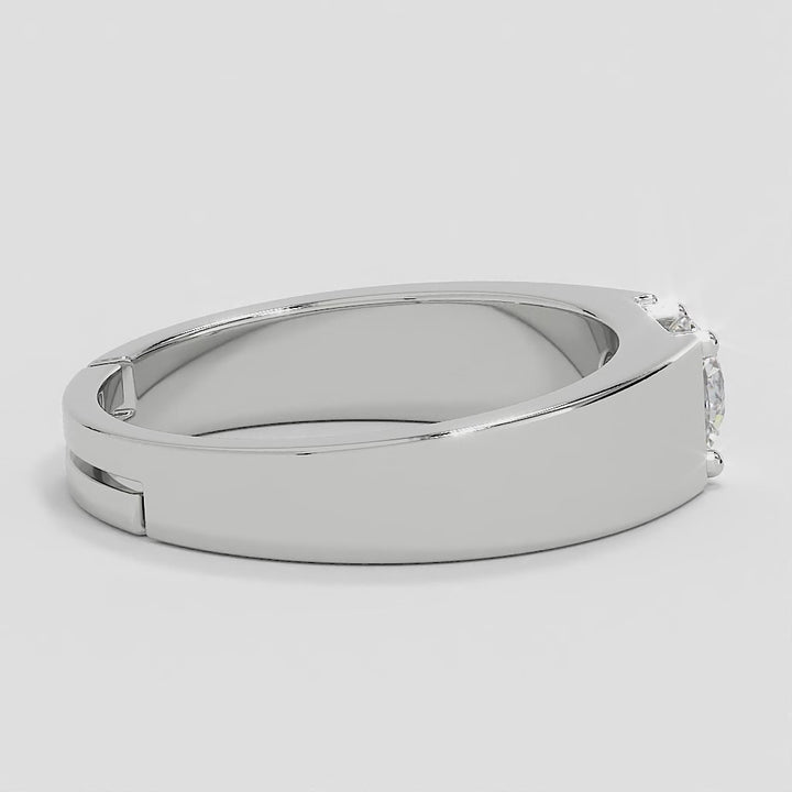 PRAMUKHIMPEX Engagement Men''s Gold Ring For Wedding Men Ring, Single Diamond  Ring, Size: 3 Us To 10 Us at Rs 62999 in Surat